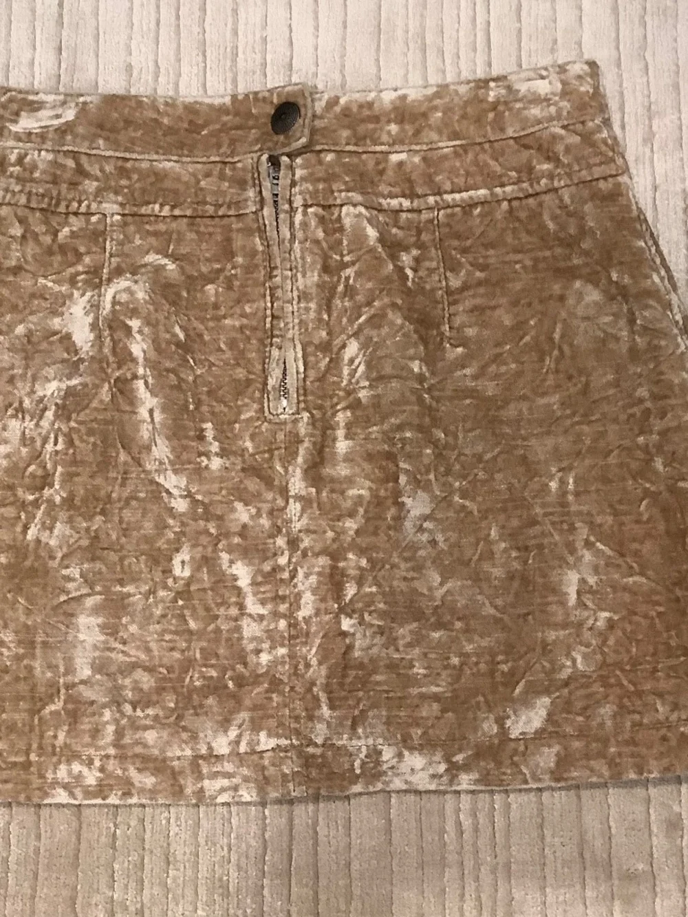 Free People Women’s Beige Velvet Mini Skirt, Solid, Zip Closure, Pockets, 0